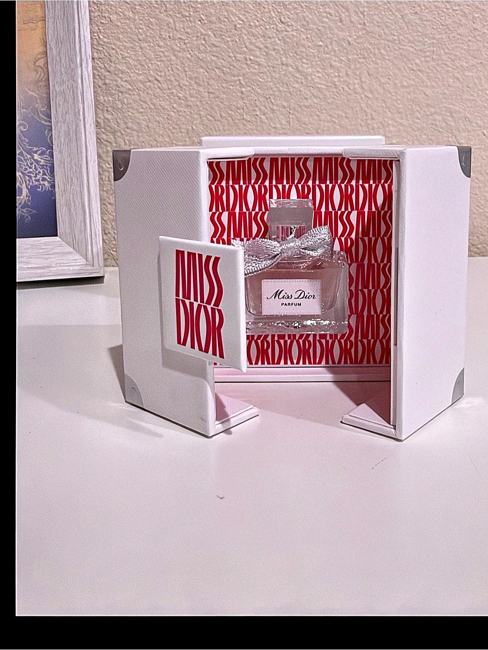Dior Miss Dior Mini Trunk Gift Set White & Red